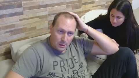 Snapshot of lustonfan chatting on 22, 4, 2026 lustonfan online show from 22, 4, 2026