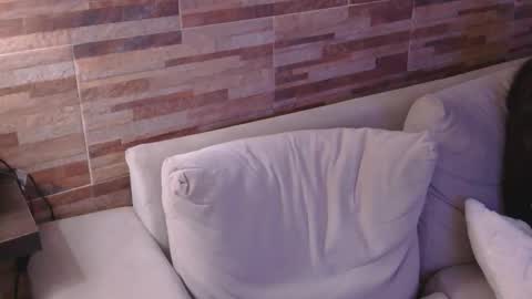 Snapshot of lustonfan chatting on 24, 4, 2026 lustonfan online show from 24, 4, 2026