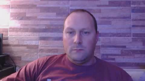 Snapshot of lustonfan chatting on 29, 4, 2026 lustonfan online show from 29, 4, 2026