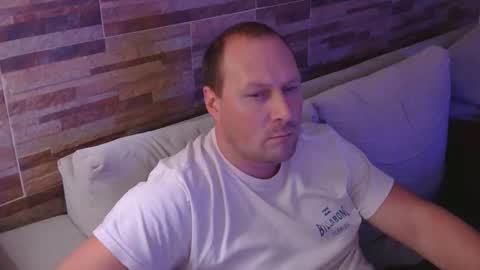 Snapshot of lustonfan chatting on 5, 5, 2026 lustonfan online show from 5, 5, 2026