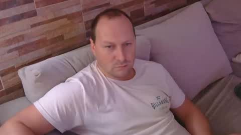 Snapshot of lustonfan chatting on 5, 5, 2026 lustonfan online show from 5, 5, 2026