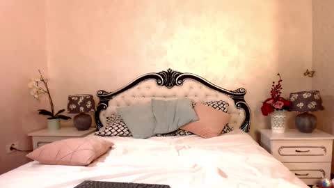 Snapshot of lustyrosee chatting on 11, 1, 2025 Rose online show from 11, 1, 2025