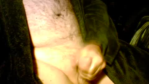 Snapshot of luv2cum4u482 chatting on 18, 6, 2026 luv2cum4u482 online show from 18, 6, 2026