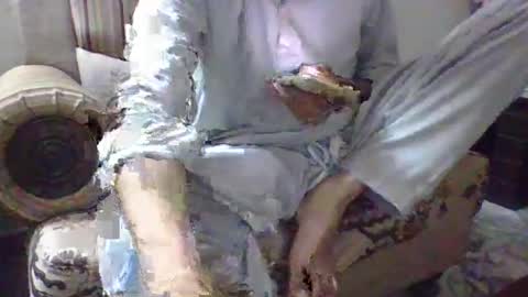 Snapshot of luvdaisi2 chatting on 28, 4, 2026 Rohit online show from 28, 4, 2026