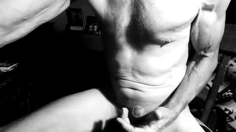 Snapshot of luvdezire chatting on 14, 5, 2026 Peter Jacksone online show from 14, 5, 2026