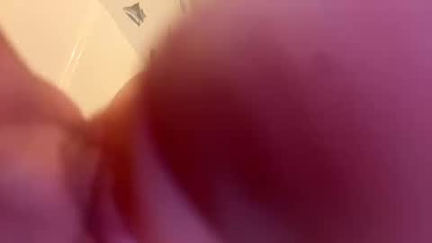 Snapshot of luveatinpussy8 chatting on 16, 1, 2026 luveatinpussy8 online show from 16, 1, 2026