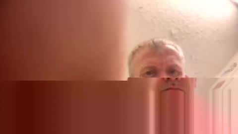 Snapshot of luveatinpussy8 chatting on 5, 4, 2026 luveatinpussy8 online show from 5, 4, 2026