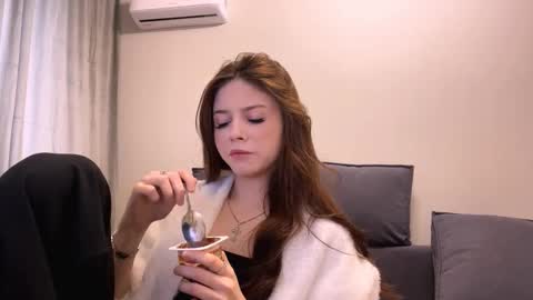 Snapshot of luveniamaurey chatting on 19, 2, 2026 Adele online show from 19, 2, 2026