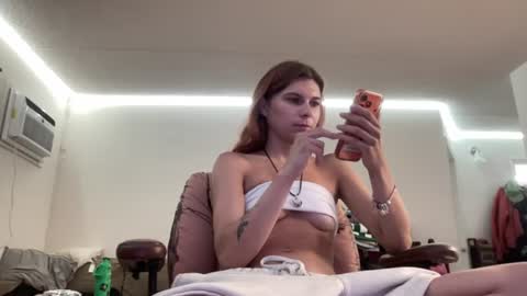Snapshot of luvkoko chatting on 21, 7, 2026 luvkoko online show from 21, 7, 2026