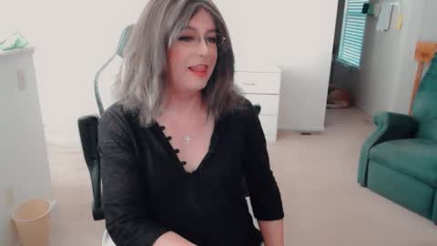 Britney online show from 18, 11, 2025