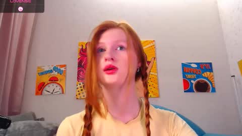 lux_angel online show from 27, 10, 2025