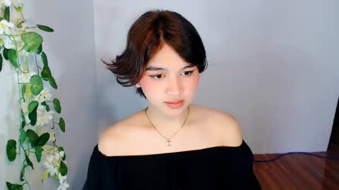 queen lux online show from 30, 11, 2025