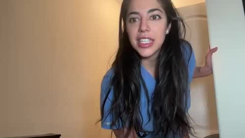 luxcher22 online show from 4, 1, 2025