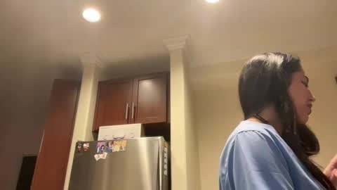 luxcher22 online show from 8, 2, 2025