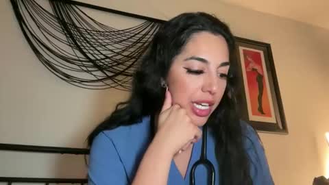 Snapshot of luxcher22 chatting on 18, 4, 2026 luxcher22 online show from 18, 4, 2026