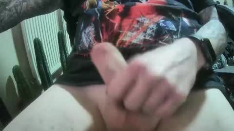Snapshot of luxiferr666 chatting on 22, 2, 2026 belzebubs online show from 22, 2, 2026