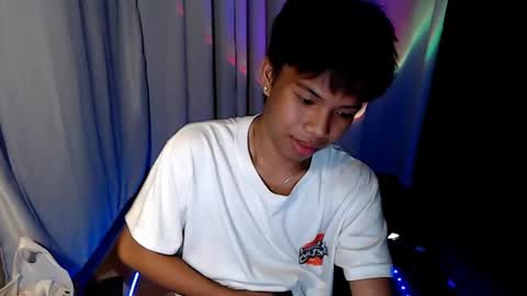 Snapshot of luxirfy_xx chatting on 15, 3, 2026 luxirfy online show from 15, 3, 2026