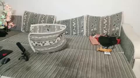 LuxMelys online show from 29, 1, 2025