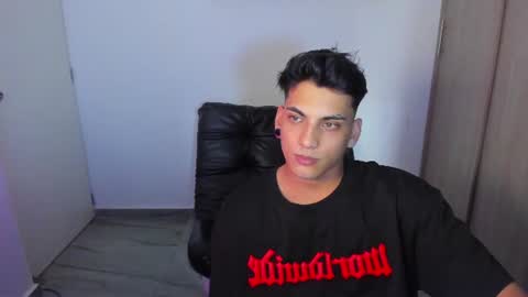 Snapshot of luxrx chatting on 2, 7, 2026 luxrx online show from 2, 7, 2026