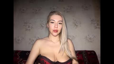 LuxSonyaStar online show from 5, 5, 2026
