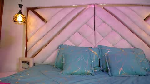 Lesly And Arnold online show from 17, 11, 2025