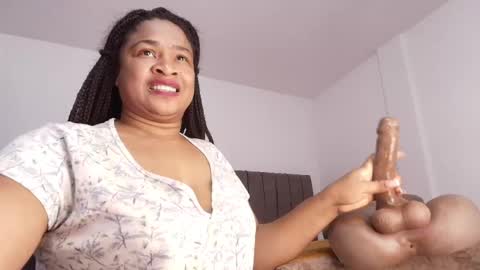Snapshot of luxy_benet chatting on 29, 4, 2026 Big Benet online show from 29, 4, 2026