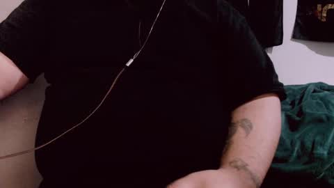 Snapshot of lvcifer_ chatting on 11, 1, 2025 ayoo online show from 11, 1, 2025