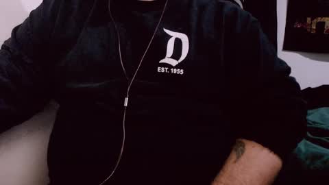 Snapshot of lvcifer_ chatting on 23, 1, 2025 ayoo online show from 23, 1, 2025