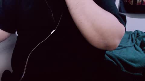 Snapshot of lvcifer_ chatting on 26, 1, 2025 ayoo online show from 26, 1, 2025