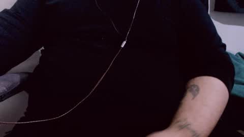 Snapshot of lvcifer_ chatting on 28, 1, 2025 ayoo online show from 28, 1, 2025