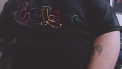 Snapshot of lvcifer_ chatting on 13, 10, 2025 ayoo online show from 13, 10, 2025