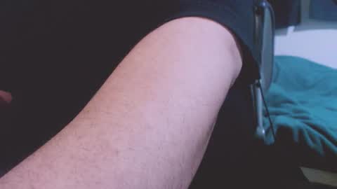 Snapshot of lvcifer_ chatting on 15, 10, 2025 ayoo online show from 15, 10, 2025