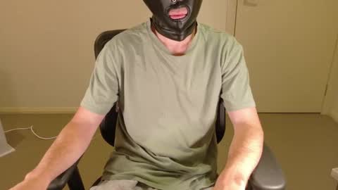 Snapshot of lxgxnd99 chatting on 18, 4, 2026 lxgxnd99 online show from 18, 4, 2026