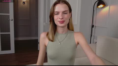 Snapshot of ly_lydia chatting on 9, 12, 2024 ly lydia online show from 9, 12, 2024