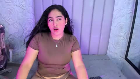 LYA DUBOIS  online show from 21, 2, 2026