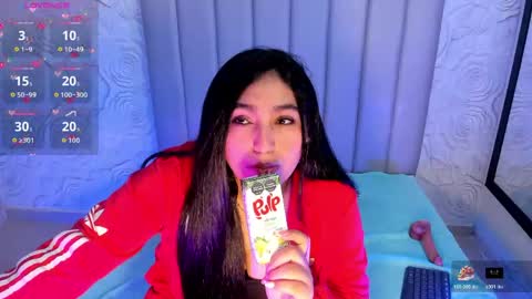 LYA DUBOIS  online show from 17, 4, 2026