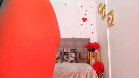 Snapshot of lyabloom chatting on 13, 4, 2026 LyaBloom online show from 13, 4, 2026