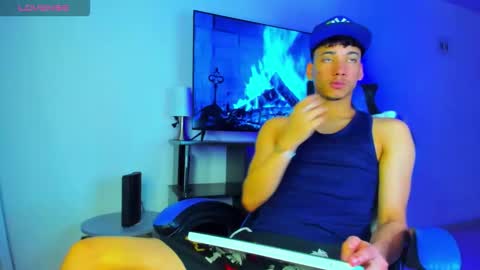 Snapshot of lyam_russo chatting on 24, 3, 2026 Lyam online show from 24, 3, 2026
