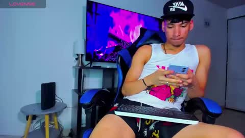 Snapshot of lyam_russo chatting on 8, 4, 2026 Lyam online show from 8, 4, 2026