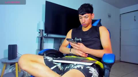 Snapshot of lyam_russo chatting on 15, 4, 2026 Lyam online show from 15, 4, 2026