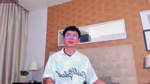 Lyan online show from 5, 1, 2026