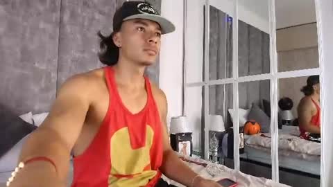 Snapshot of lycan_mushu chatting on 17, 6, 2026 Lycan online show from 17, 6, 2026