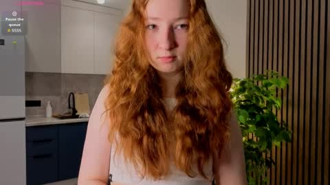 Snapshot of lydaerne chatting on 8, 4, 2026 Call me Liddy Im so new here show me how to get fun here please online show from 8, 4, 2026