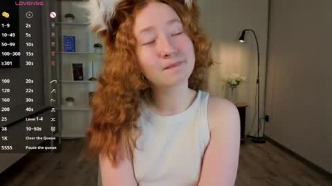 Snapshot of lydaerne chatting on 13, 5, 2026 Call me Liddy Im so new here show me how to get fun here please online show from 13, 5, 2026