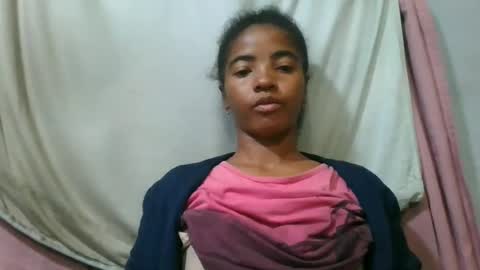 Snapshot of lydie856696 chatting on 16, 6, 2026 lydie856696 online show from 16, 6, 2026