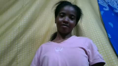 Snapshot of lydie856696 chatting on 2, 7, 2026 lydie856696 online show from 2, 7, 2026