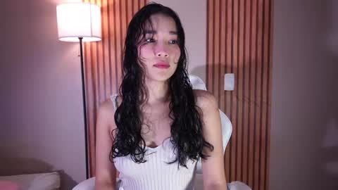 Lyhana Lee online show from 11, 1, 2026