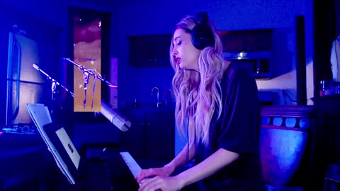 Snapshot of lylacdoll chatting on 11, 12, 2024 LylacDoll online show from 11, 12, 2024