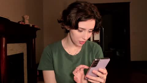 Snapshot of lylacdoll chatting on 30, 12, 2024 LylacDoll online show from 30, 12, 2024