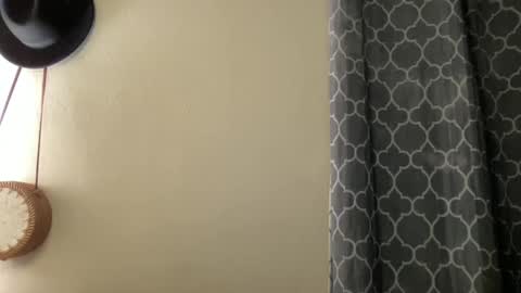 Snapshot of lylajades chatting on 12, 2, 2025 Olivia online show from 12, 2, 2025